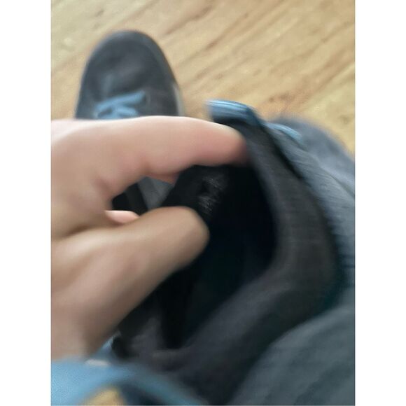 L.L. bean hiking shoes sneakers size 7 blue suede hiking comfy - Picture 5 of 5